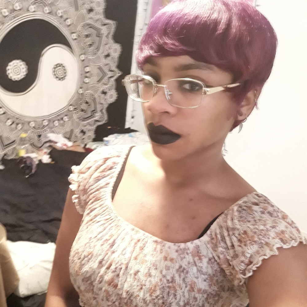 Meet your Posher, Don